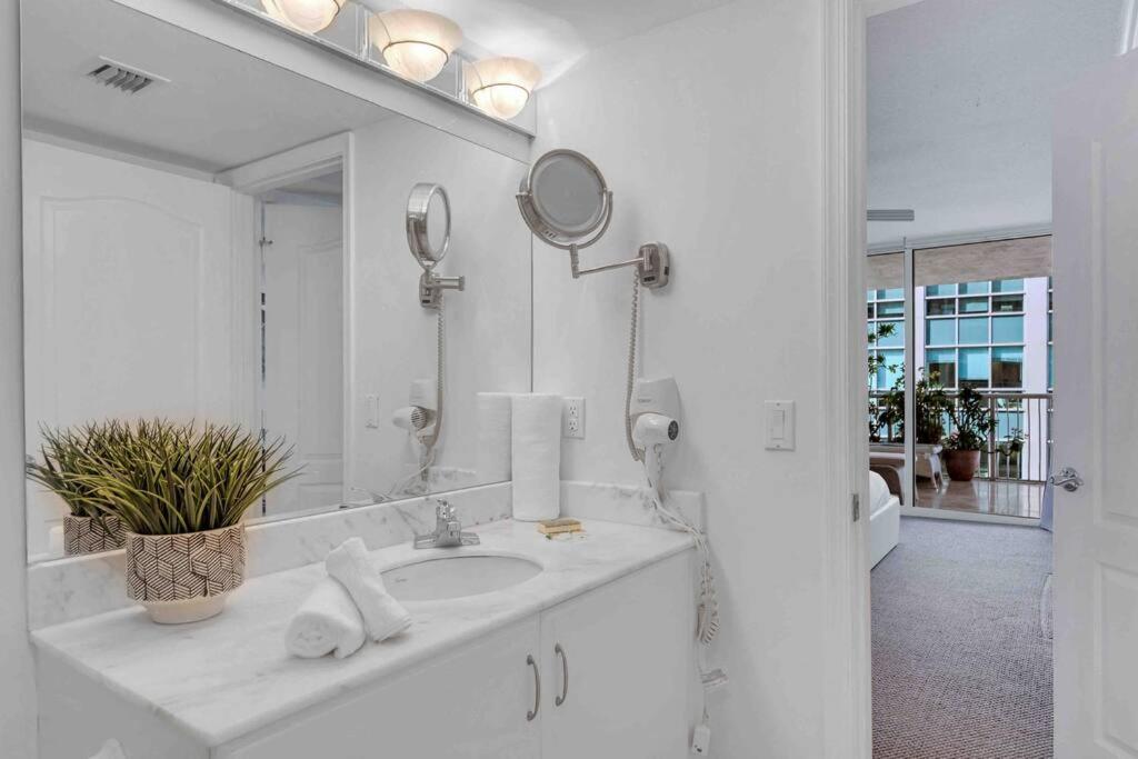 Apartment Ph 41st Floor 3 Bed • Brickell • Ocean View